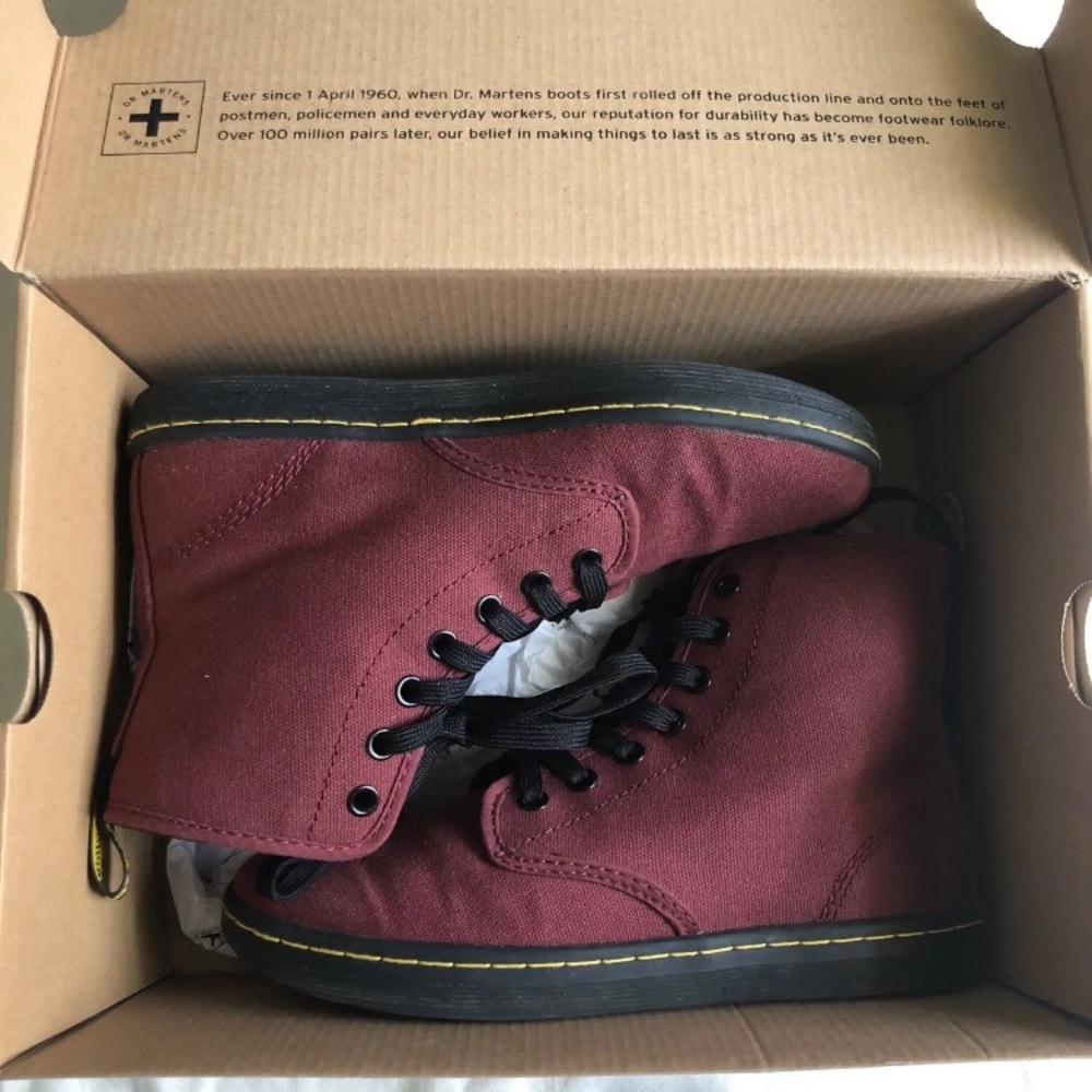 Women’s Doc Martens Size 6 Boots